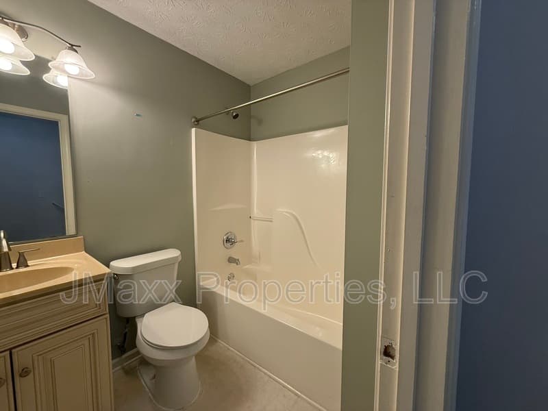 Riverdale Townhome: 1704 Camden Forrest Trail