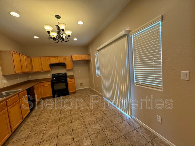Goodyear House: 14873 W Ashland Ave