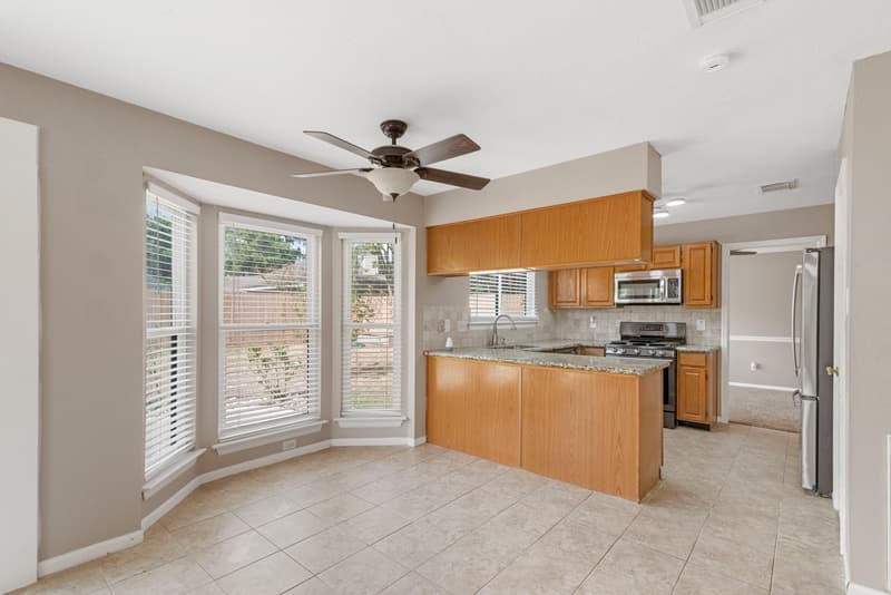 Houston House: 7507 Dogwood Falls Road
