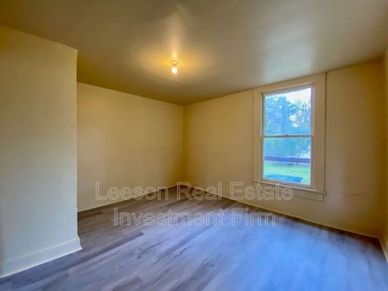 Shreveport House: 3106 Boone St