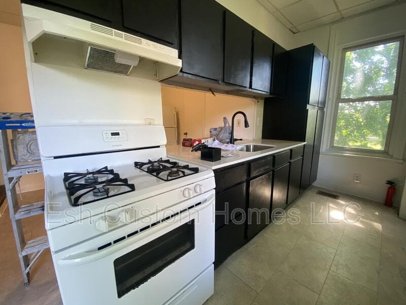 Columbia Condo: 30 North 2nd Street - C