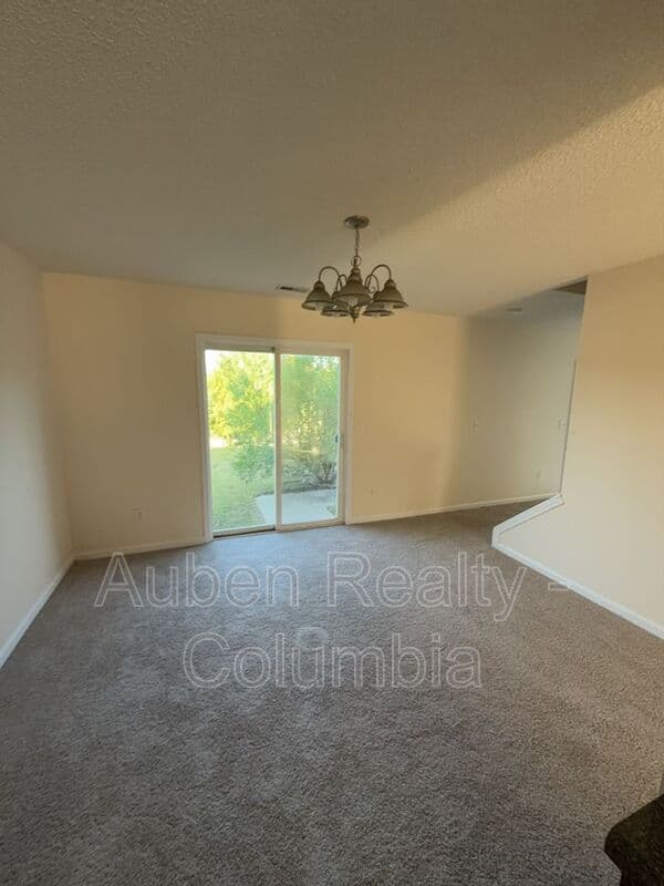 Lexington House: 420 Cape Jasmine Way