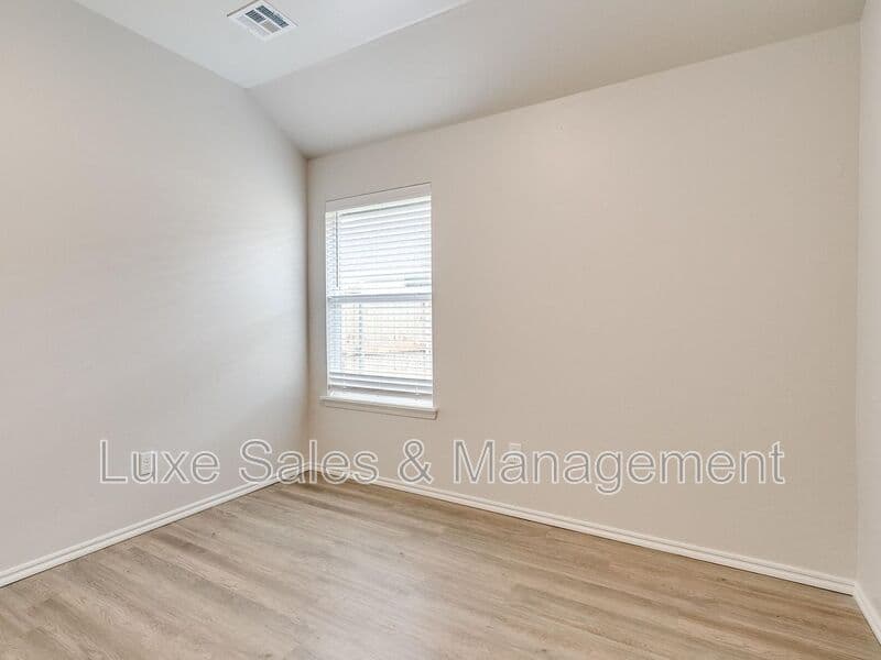 Oklahoma City House: 10515 Lawson Place Rd