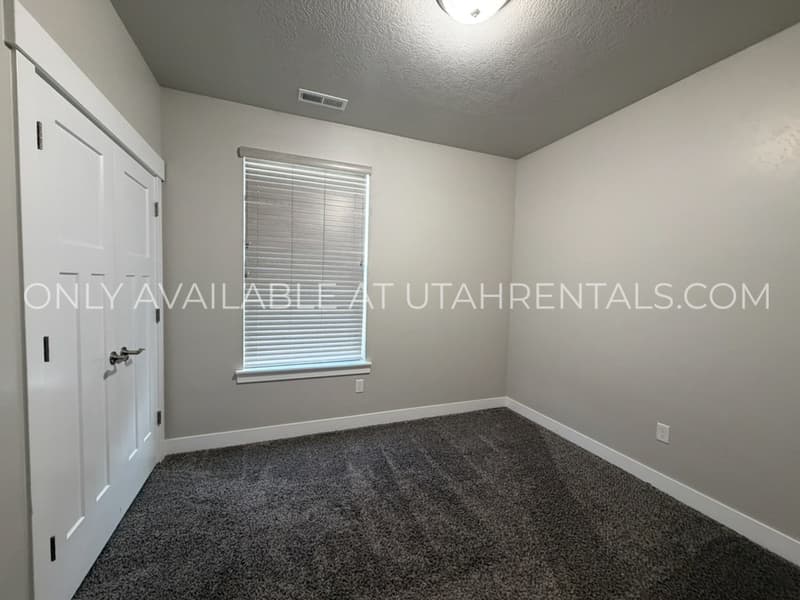 Lehi Condo: 4166 W 1850 N
