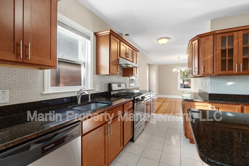 Belmont Condo: 27 Grant Avenue - 1