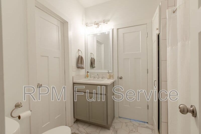 Nashville Condo: 1021 College Ave