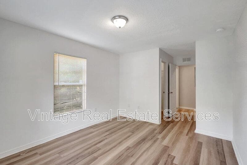 St Petersburg House: 720 Newton Avenue