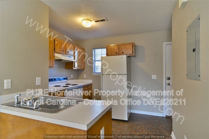 Columbia House: 3800 Plowden Rd