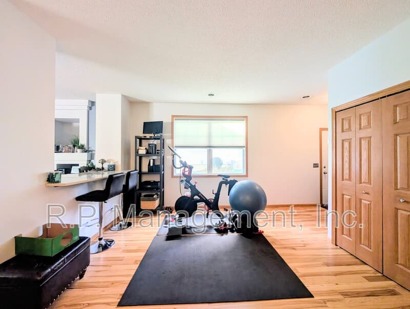 Prior Lake Townhome: 14321 Brookmere Blvd NW