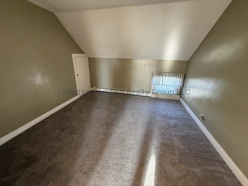 Fall River Condo: 575 Mount Hope Ave