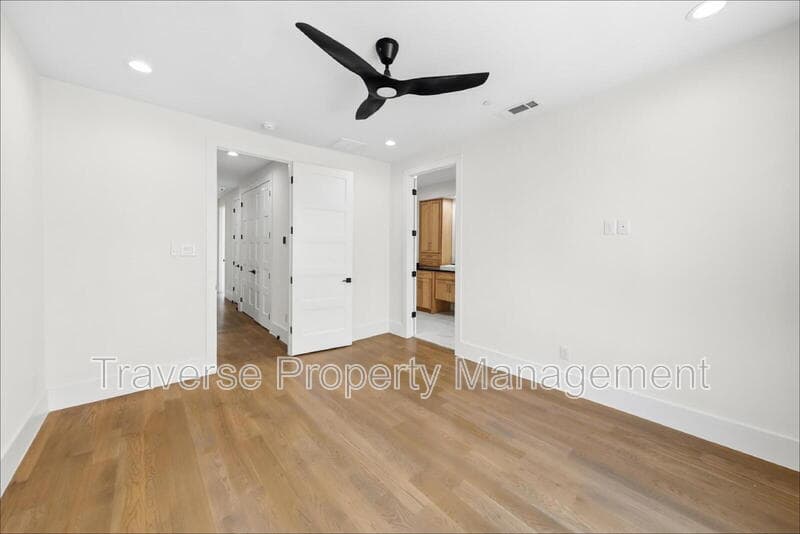 Fort Worth Townhome: 408 Rayner Avenue
