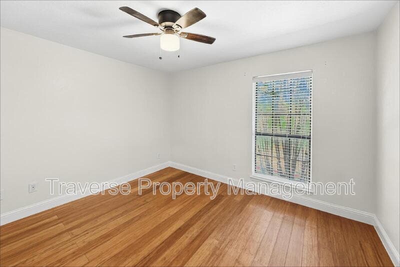 Arlington Condo: 1108 Quail Valley Ln
