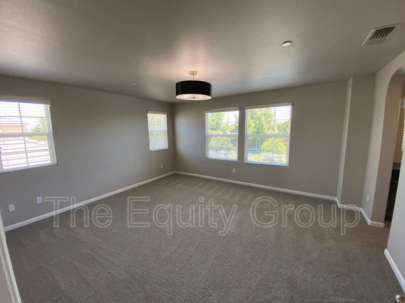 Clovis House: 3461 Alcove Way