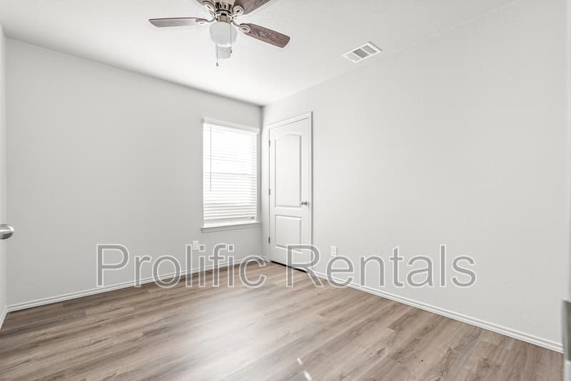 Copperas Cove Condo: 107 Lost Trail - B