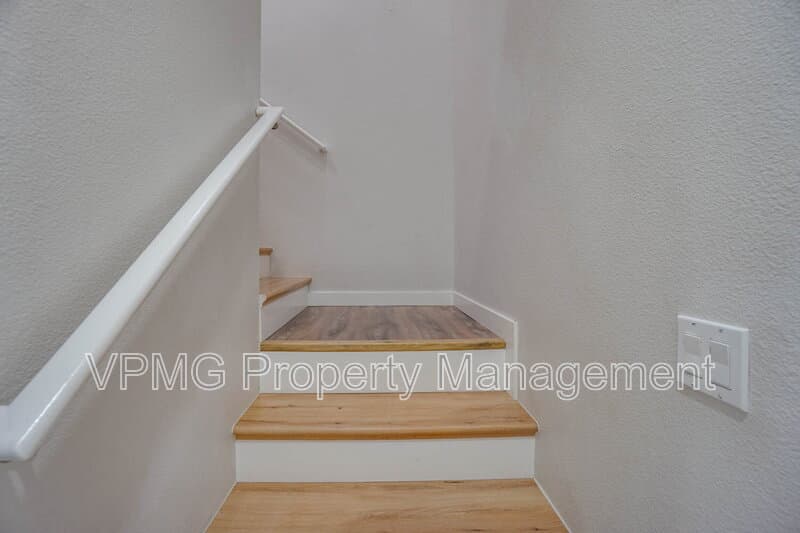Vancouver Townhome: 2839 NE Stapleton Rd