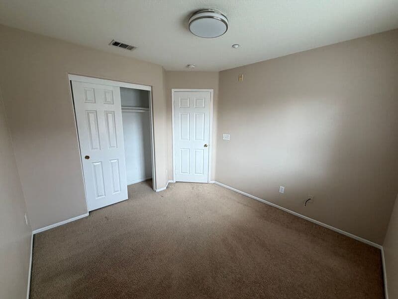 Murrieta House: 33770 Willow Haven