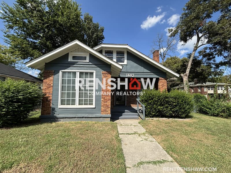 Memphis House: 1492 Faxon Ave