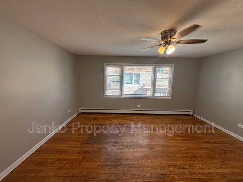 Blue Island Condo: 2057 135th Pl
