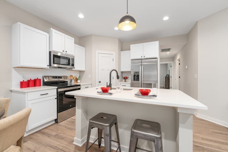 Wichita House: 2865 S Cedar Crest Ct Unit 200