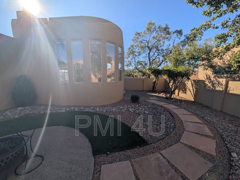 Albuquerque House: 12612 Carmel Ct NE