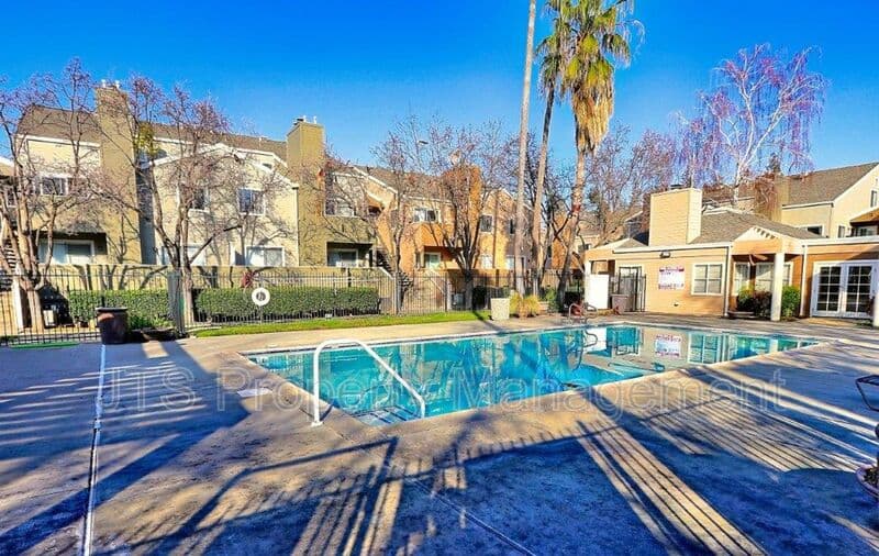 Sacramento Condo: 1019 Dornajo Way