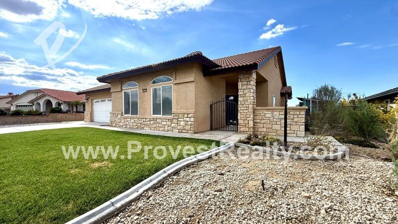 Hesperia House: 7146 Amanda Way