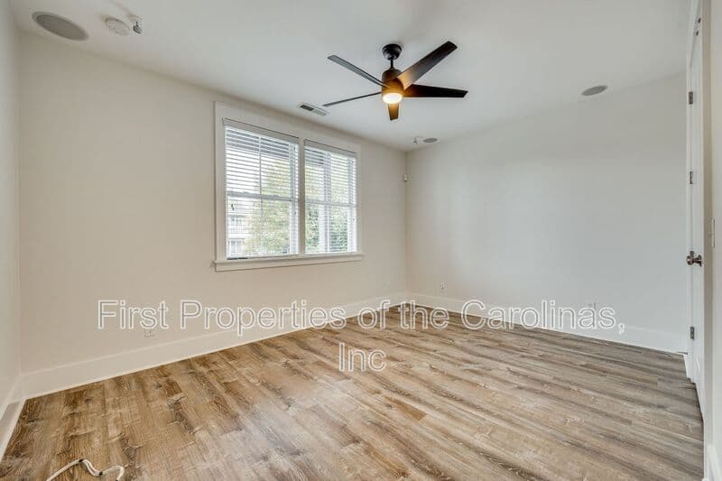 Rock Hill House: 799 Herrons Ferry Rd.