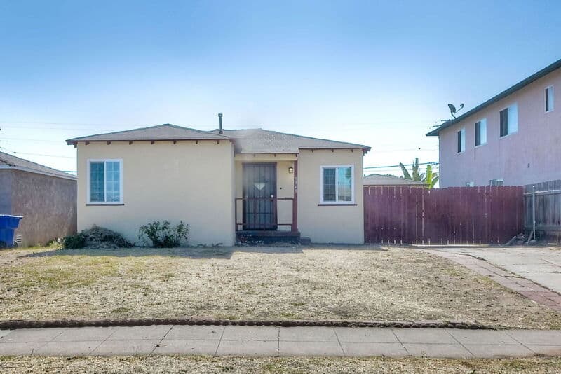 San Diego Condo: 3343 Chamoune Ave