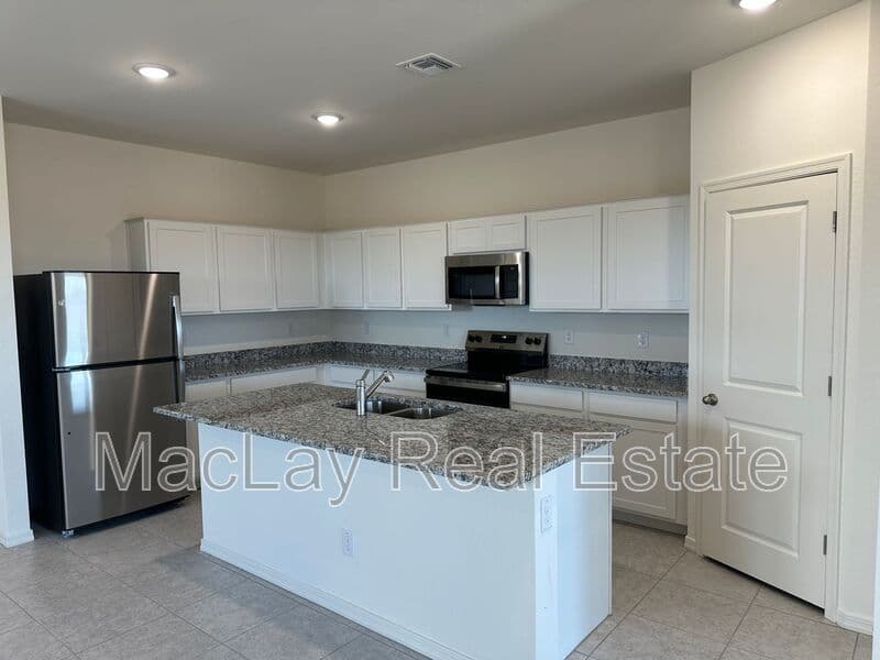 San Tan Valley House: 3897 E San Jose St