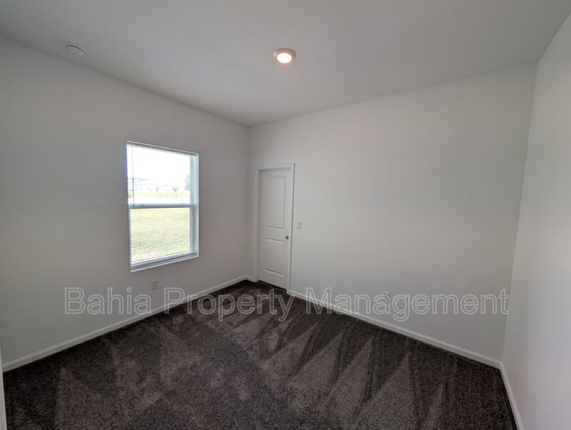 Zephyrhills House: 35491 Shade Fern Ln