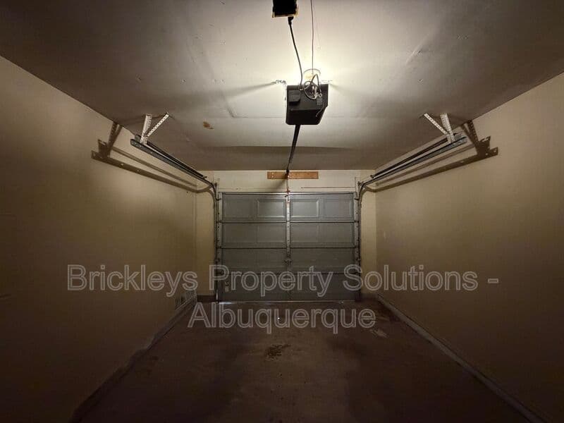 Albuquerque House: 9937 Clearwater St. NW