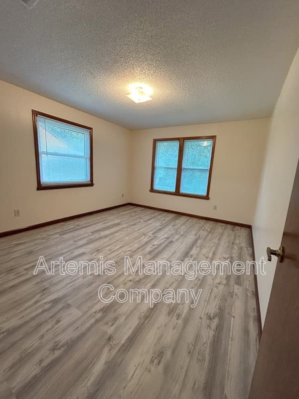 Jacksonville House: 12421 Bears Den Court