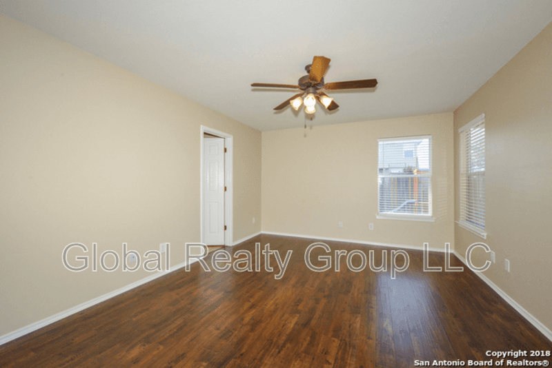 San Antonio House: 203 Cardinal Way