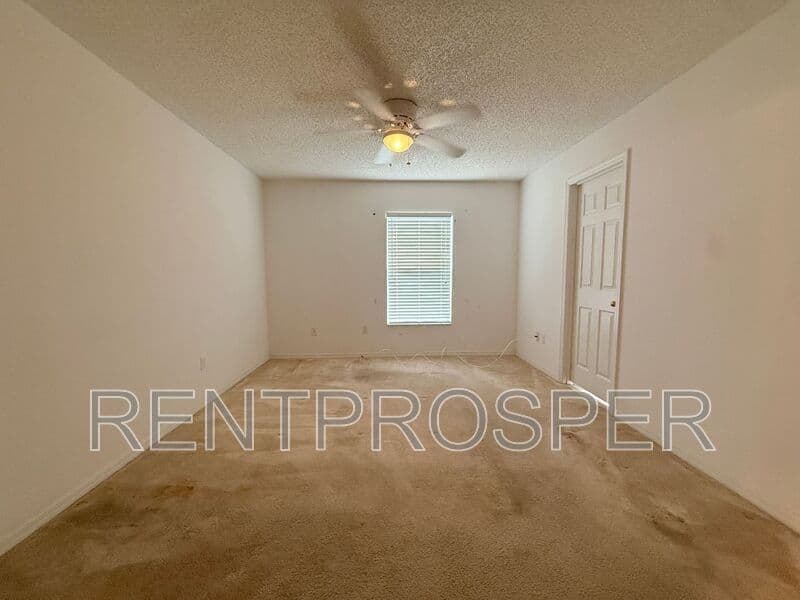 Palm Bay House: 778 Hamm St NW