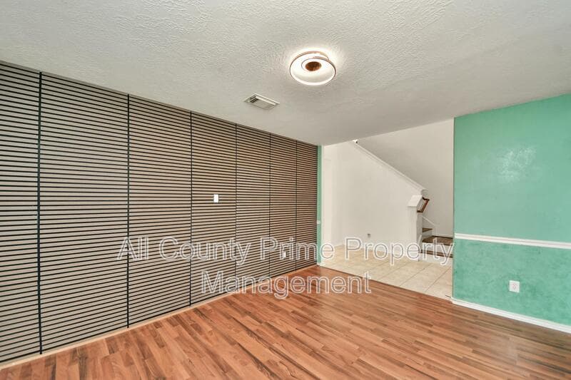 Cypress House: 22030 Gold Leaf Trail