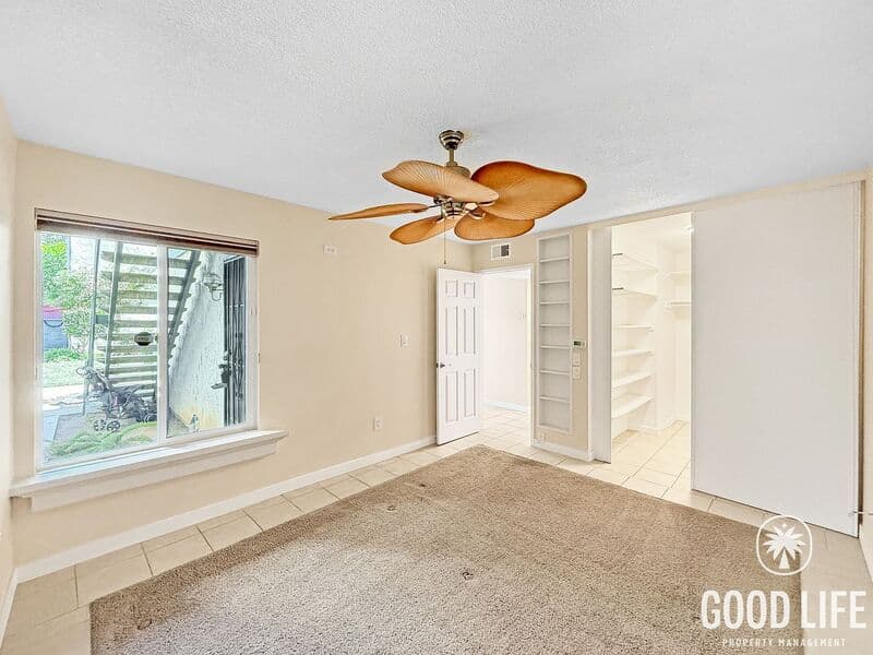 Escondido Condo: 1811 E Grand Ave