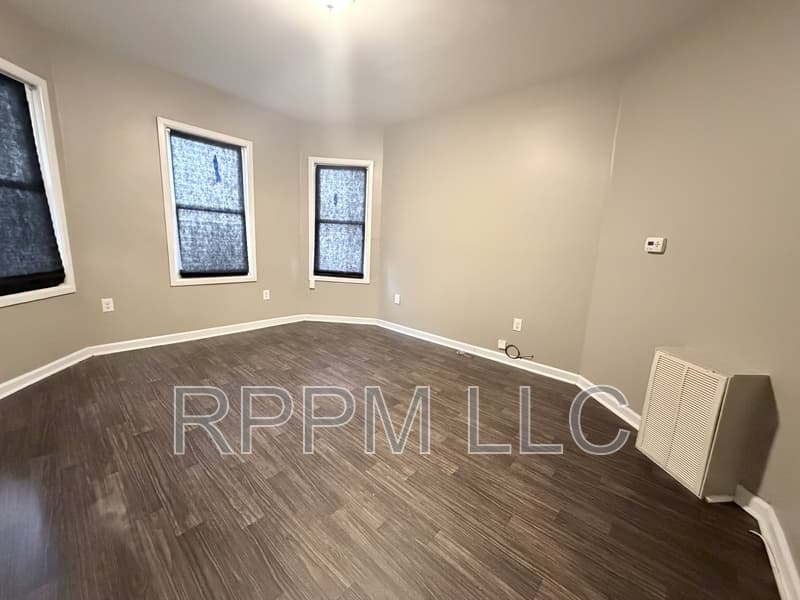 Paterson Condo: 47 North York Street - 1