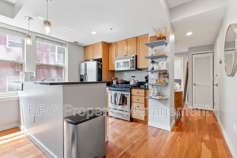 Washington Condo: 2535 13th ST. NW