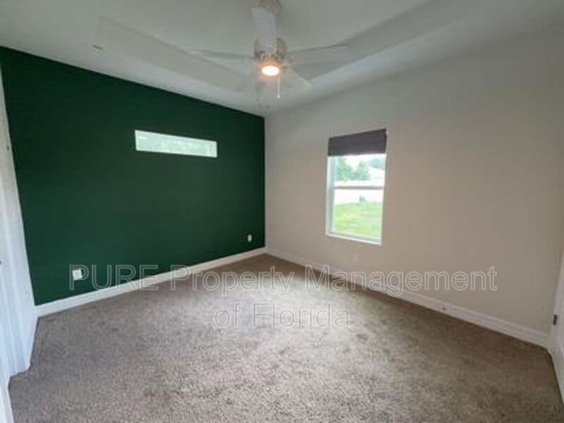 Ocala House: 13831 Sw 33rd Terr