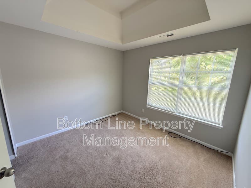 Charlotte House: 1320 Ben Livingston Rd
