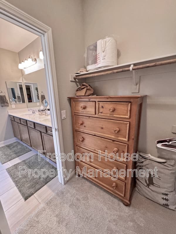 Pahrump House: 5245 East La Campana Drive