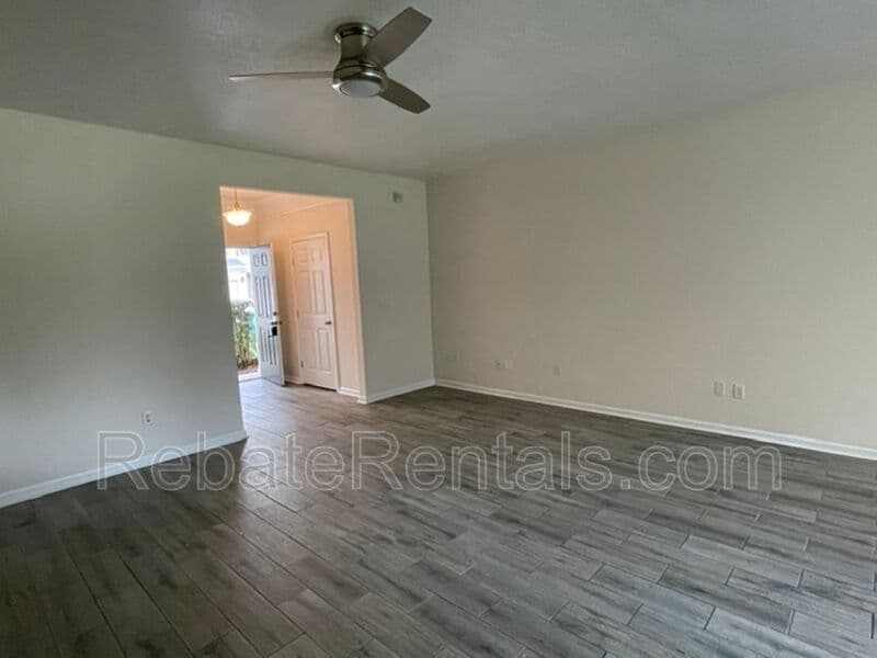 Jacksonville Townhome: 4847 Parkhurst Place