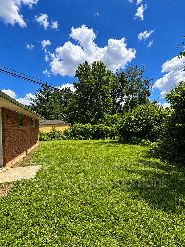Columbus Condo: 3713 Dort Pl