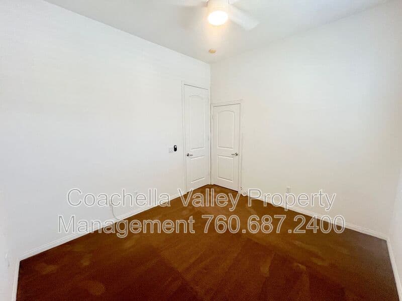 Cathedral City House: 511 Via Assisi