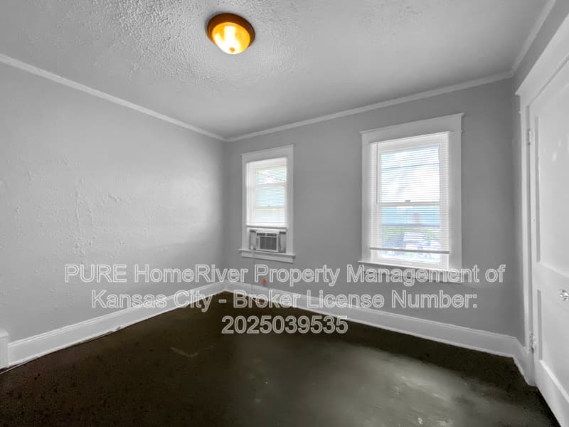 Kansas City House: 4533 Wabash Ave