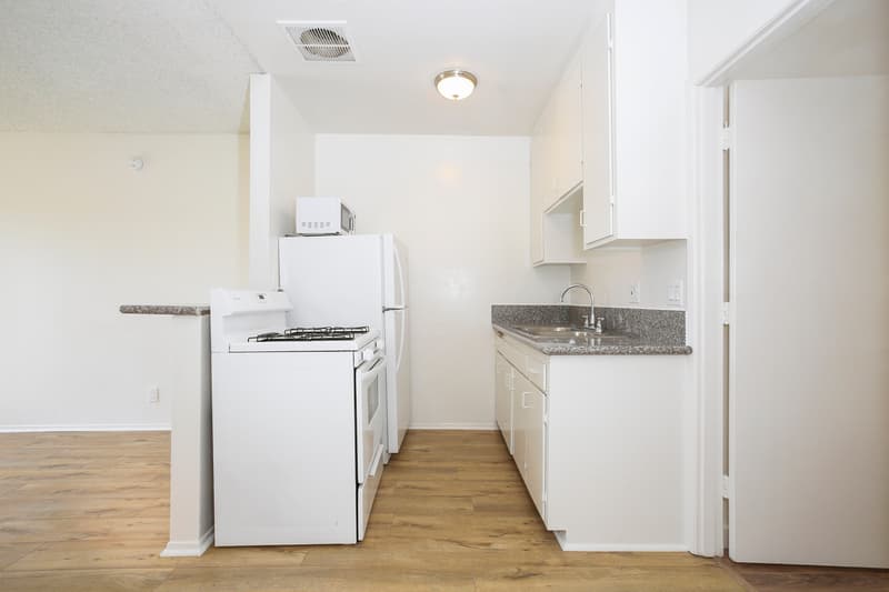 Los Angeles Condo: 12456 Culver Boulevard - 10