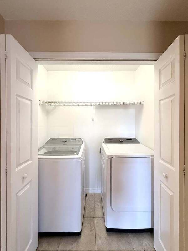 Brandon Townhome: 2516 Oleander Lakes Drive