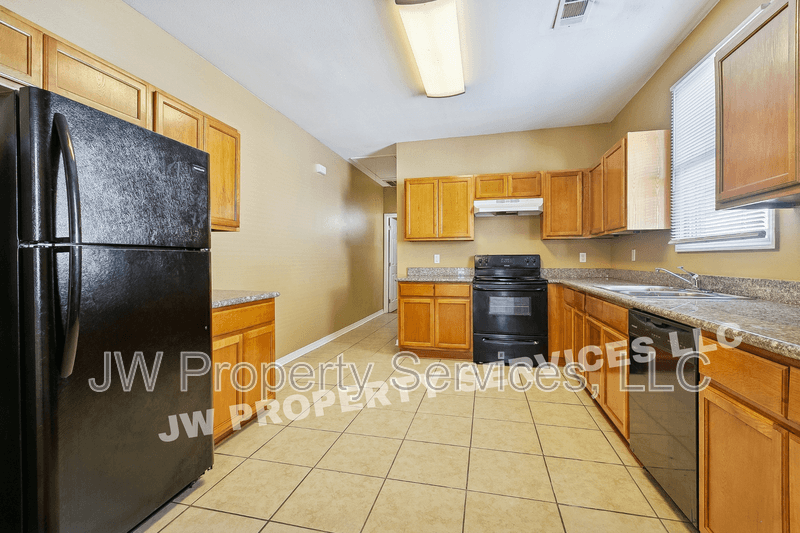 New Orleans House: 2522-24 N. Tonti St.