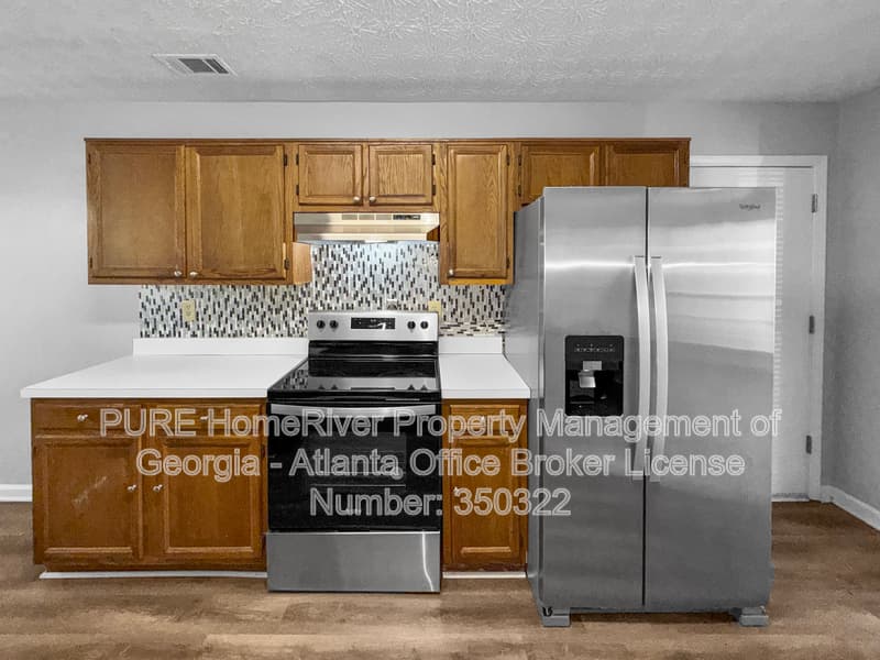 Riverdale House: 8432 Cedar Creek Rdg
