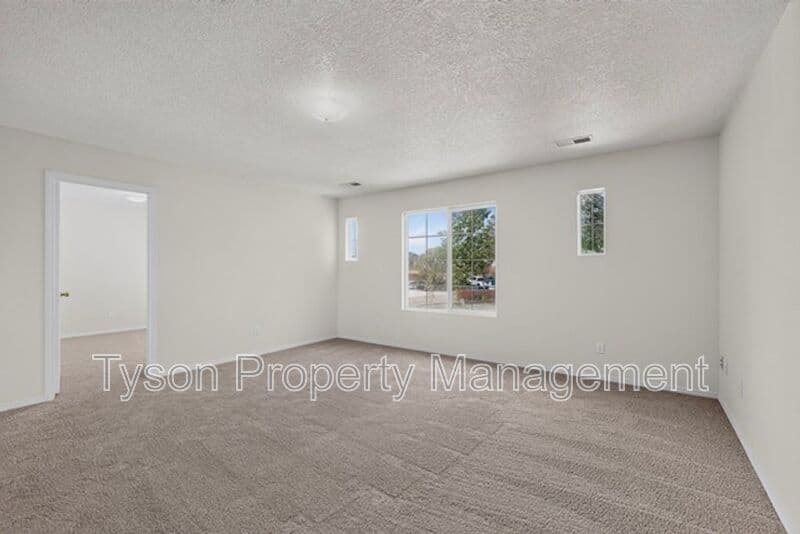 Albuquerque House: 2736 Blue Sky St SW